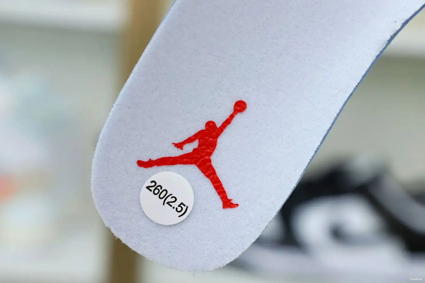 JORDAN RETRO 'WHITE OREO' Kimikick 4 AIR 0522